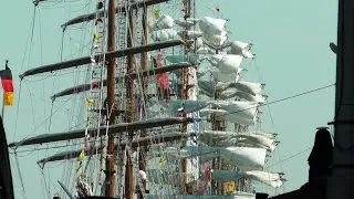 Sail Amsterdam. (Vera Lynn) Tall ships leaving