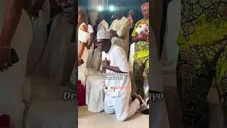 DR STEPHEN AKINTAYO WORSHIPS GOD AT 40