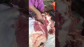 Large cow meat cutting#reels #shortsviral#shortvideo#food#shortsreels#explorepage#streetfood#explore
