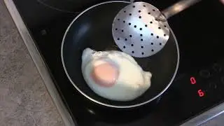 Hacer un HUEVO FRITO  🍳 con dos gotas de aceite , super saludable || cocina con rock