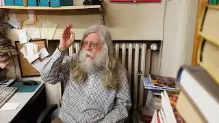 Helmut Loeven singt die Parteihymne der SPD