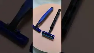Triple blade disposable razor