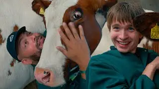 KOE KNUFFELEN (met Qucee)