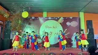 Đêm hội trăng rằm - Múa Lồng đèn ngôi sao - Trường Ươm mầm trẻ thơ 2025