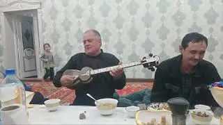 Шоназар уйида Еркин хофз