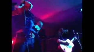 El Extranjero por El Club de Los Imposibles - Explosivo Club (Zaragoza)