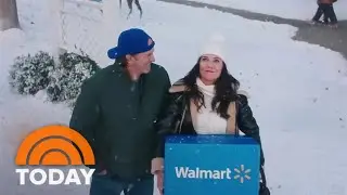 'Gilmore Girls’ stars Luke and Lorelai reunite for Walmart holiday ad