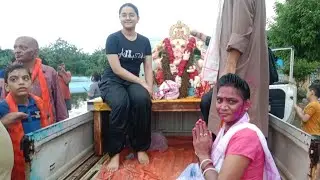Band baje ke sath mein bahut Achcha Swagat ka😭🙏🙏🥀ro Ganesh Ji ko like comment Jarur karna theek hai