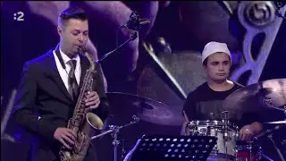 Radovan Tariska on his Free Wind alto sax with the Andreas Varady band