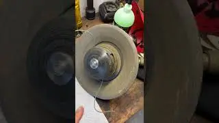 Kicking the Echo Speed Feed 500 trimmer head to the curb ￼!