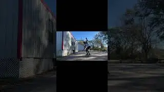 Learning heelflips part 1️⃣1️⃣ #youngcontentcreator #heelflips #skateboarding