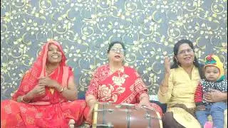 प्यारी प्यारी अखियाँ गोरे गोरे गाल पालने झूल रहे गिरजा के लाल