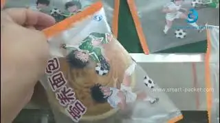 Automatic cake mooncake tray flow pillow bag filling sealing packing machine testing video