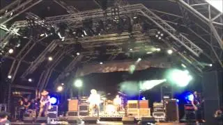 RAZORLIGHT LIVE @ CARFEST 2012 WITH CHRIS EVANS IN AID OF BBC CHILDREN IN NEED