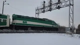 GO 658, @ Burlington West