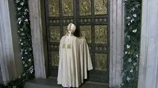 Giubileo 2015, Papa Francesco apre la Porta Santa in Vaticano