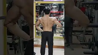 🦾🦾#motivation #startdoing #gymlife #gym #shoulder #gymshark