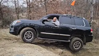 LEXUS LX570 3 WHEELING OFF-ROAD - BADLANDS OFF-ROAD PARK - ATTICA INDIANA - STOCK 200 SERIES