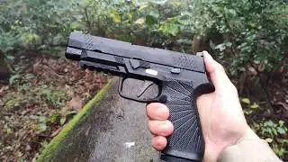 Wilson Combat WCP320 屋外での射撃。WE-TECH GBB PISTOL
