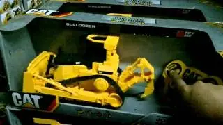 CAT Bull Dozer Job Site Machines L&S Remote Control Vehicle