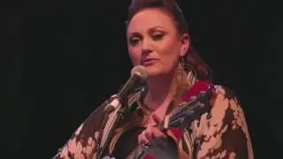 Old Farmhouse - Emma Cloney
