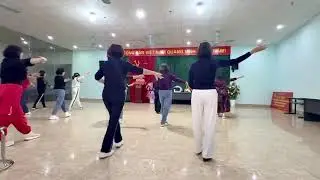 Cô trò cùng nhau rèn rũa, luyện tập chắc chắn sẽ tiến bộ thôi #rumba 