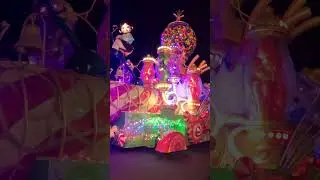 Walt Disney Parade Experience 🎉