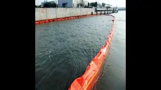 What is floating booms?