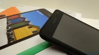Rozpakowywanie smartfona Microsoft Lumia 535 Dual SIM
