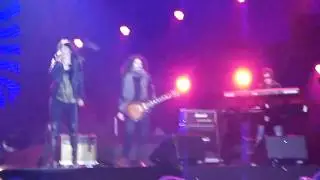 Ewa Farna - Ewakuacja muzodajnia 4.12.2010