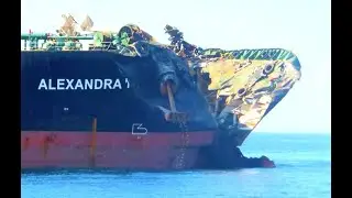 Top 20 Giant Oil Tanker and Bulk Carrier Ships In Terrible Storm and Crashing Into Shore