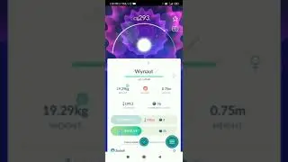 hatching a wynaut in Pokemon go😊😊🔵