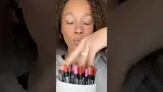 Quiet  the show is ON🥰 #randomlipcombo #makeup ￼