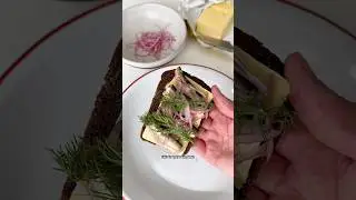Best Sardine Toast Pairing