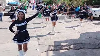 Preciosas Señoritas Bastoneras Deleiten la pupila