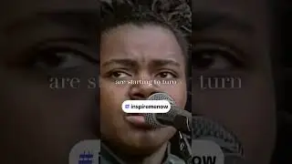 Tracy Chapmans voice pure and #powerful #TracyChapman #Talking #Revolutionvoceux #acapella