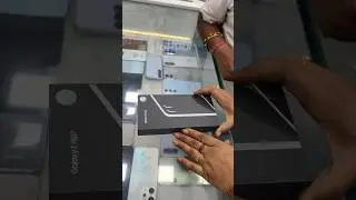 Unboxing Samsung ZFlip 7!! #shorts #ytshorts #balmitravideo #smartphone