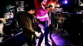 De Staat - Input Source Select (live @ BNN That's Live - 3FM)