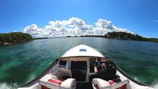 Look Around! 360˚ Perfect Fall Boat Ride