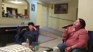 Lupita Osorio con su t&iacute;a Rode Osorio Gonzalesz  disfrutando una noche de karaoke 🎤🎶🎤