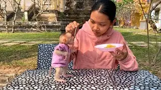 So Cute Jasmine Standinq Up 2Leqs Like A Pro For Mom Feeding