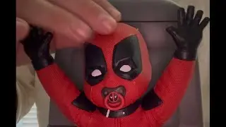 Review on movie memorabilia Deadpool vs Wolvy