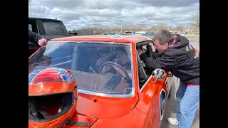 Внутри джипа General Lee International с NEOD