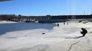 Река Казанка .под автомобильным мостом.на 3 дамбе.  MVI 0648