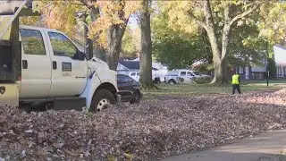City of Toledo preparing for start of leaf pickup program Monday