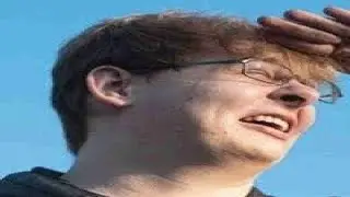 Callmecarson did a stinky