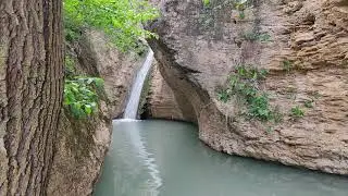 Qobustanın gizli g&ouml;zəlliyi şəlalə