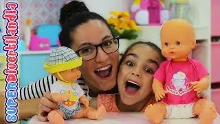 Guardería Divertilandia! Nenuco Merienditas! Papilla y biberón. Muñeco que hace pipí.