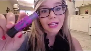 Kayleigh ASMR- Lipgloss Application