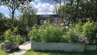 Little Plovers Shepherd Hut | East Wittering, United Kingdom | Hotel Review ⭐